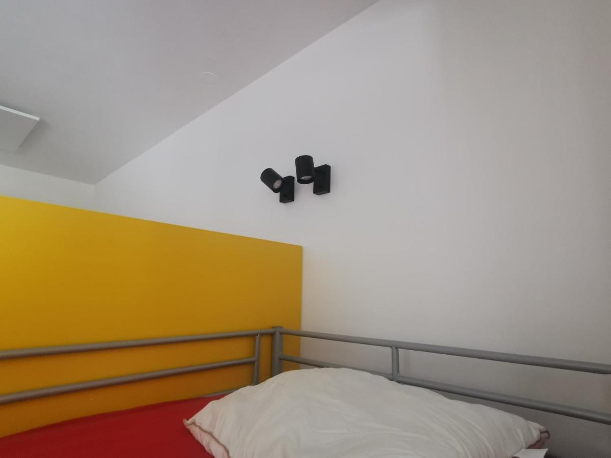 Bed 10-Bed Mixed Dormitory Room